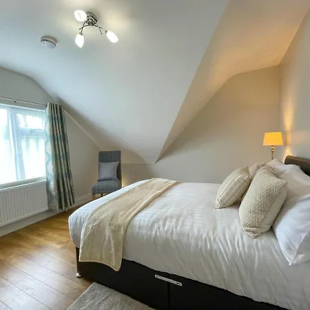 فندق مبيت وإفطار Drumlanaught Farnham