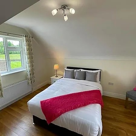 Bed & Breakfast Drumlanaught Farnham